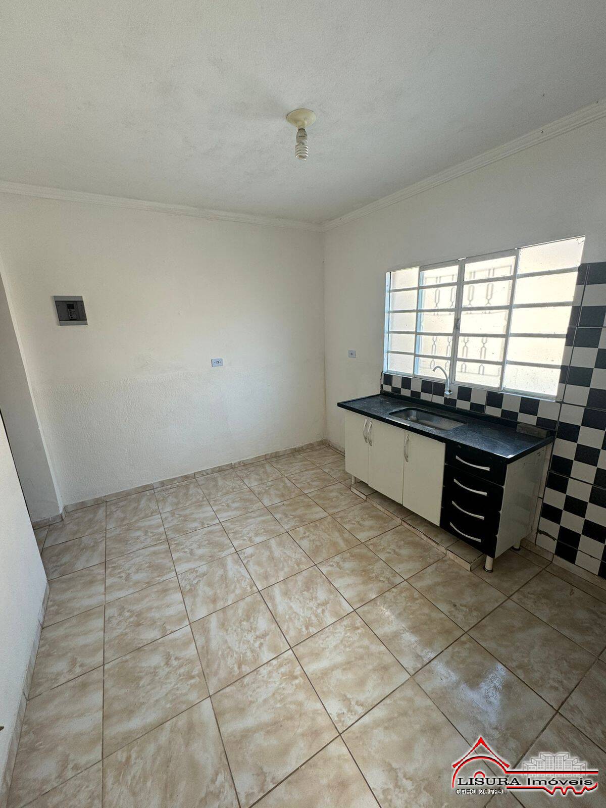 Casa à venda com 4 quartos, 300m² - Foto 6