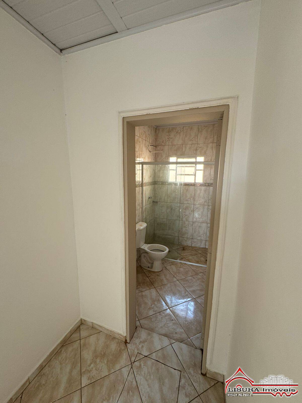 Casa à venda com 4 quartos, 300m² - Foto 16