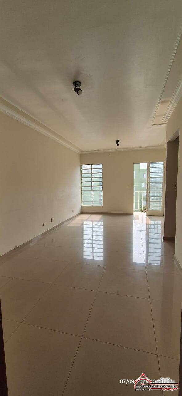 Apartamento à venda com 3 quartos, 86m² - Foto 1