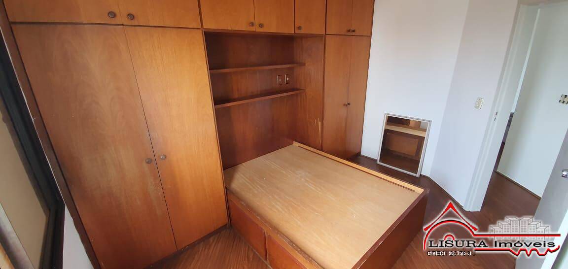 Apartamento à venda com 2 quartos, 55m² - Foto 13