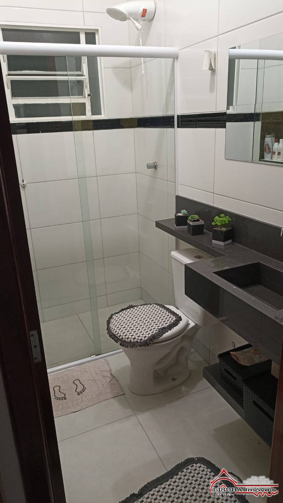 Casa à venda com 2 quartos, 70m² - Foto 10