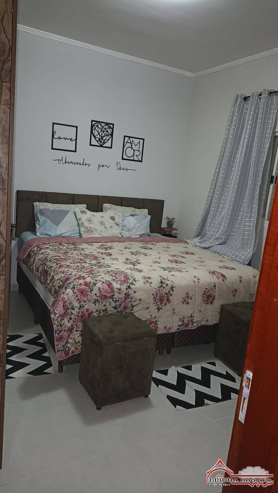 Casa à venda com 2 quartos, 70m² - Foto 8