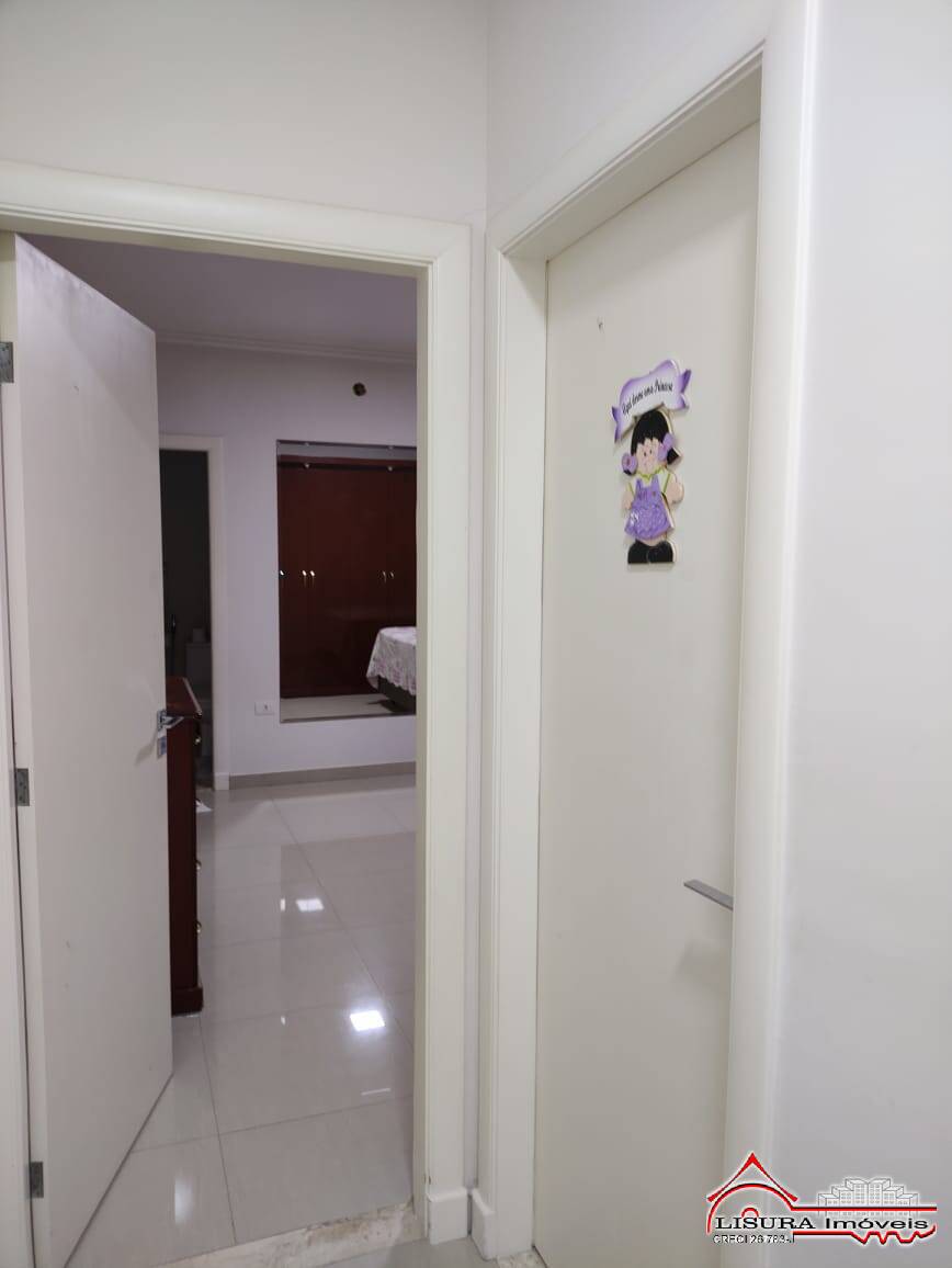 Casa à venda com 3 quartos, 194m² - Foto 10