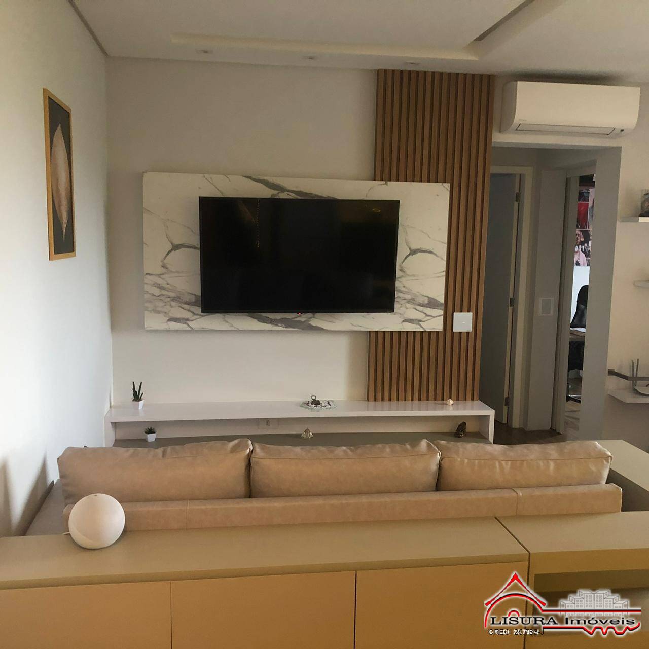 Apartamento à venda com 2 quartos, 62m² - Foto 2