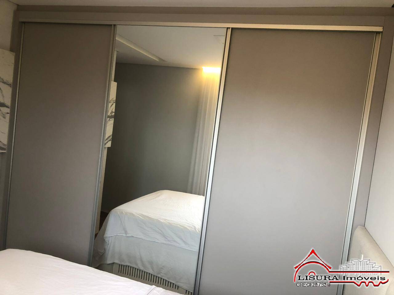 Apartamento à venda com 2 quartos, 62m² - Foto 11