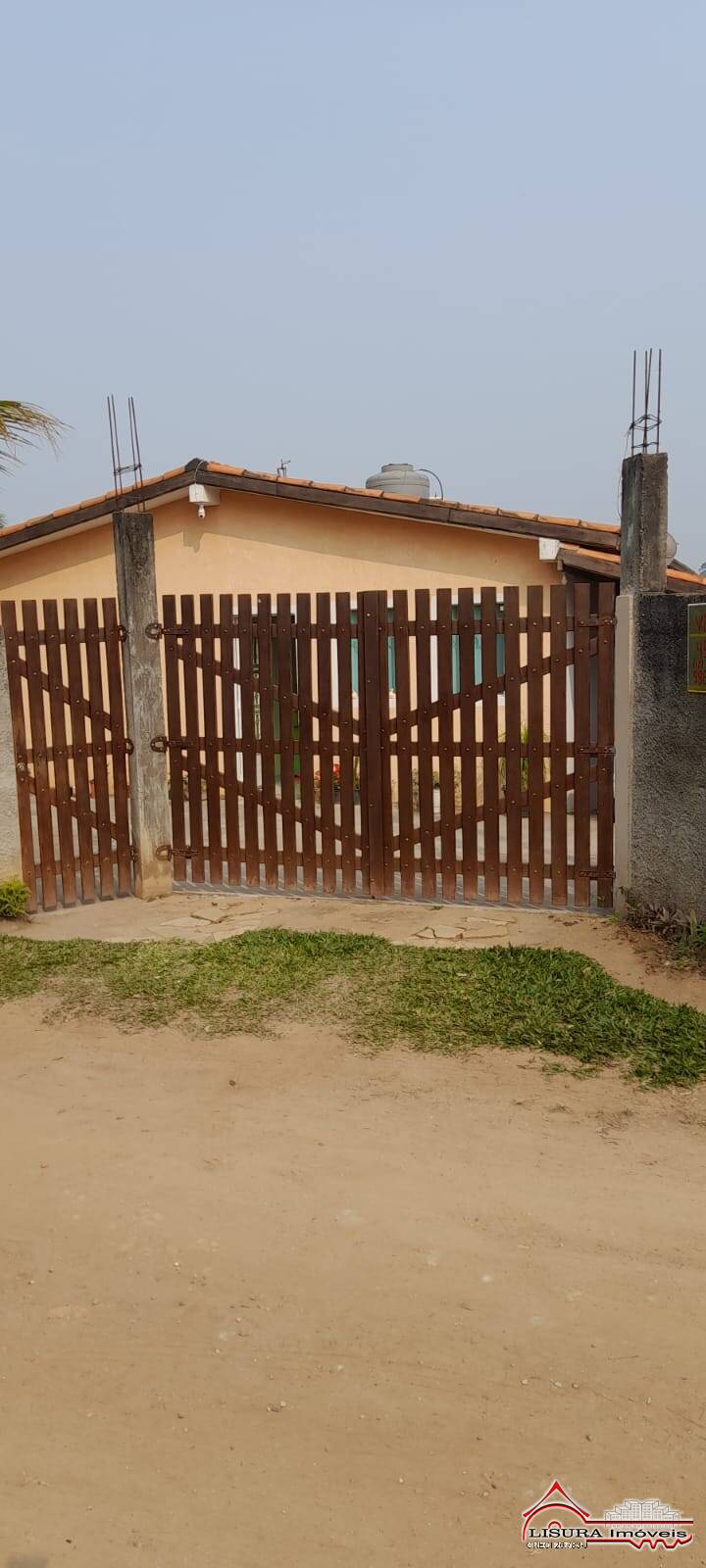 Fazenda à venda com 2 quartos, 160m² - Foto 1