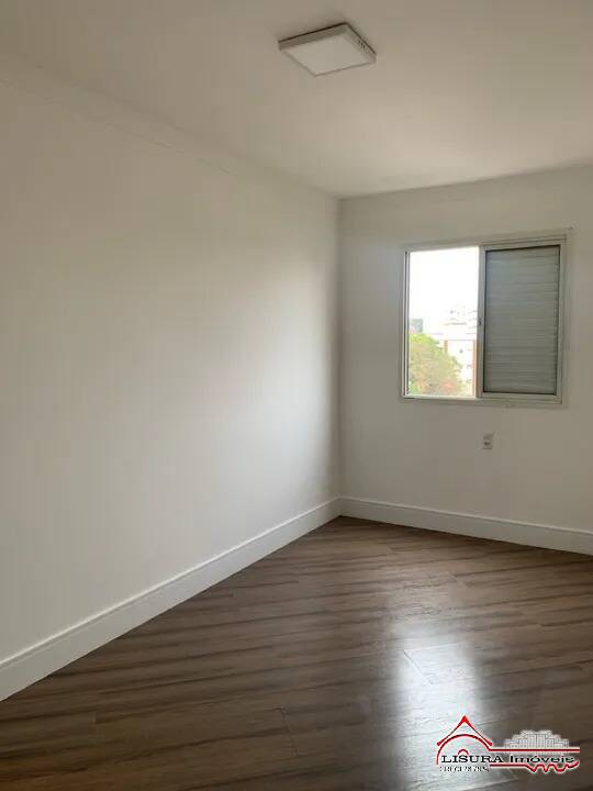 Apartamento para alugar com 2 quartos, 61m² - Foto 11