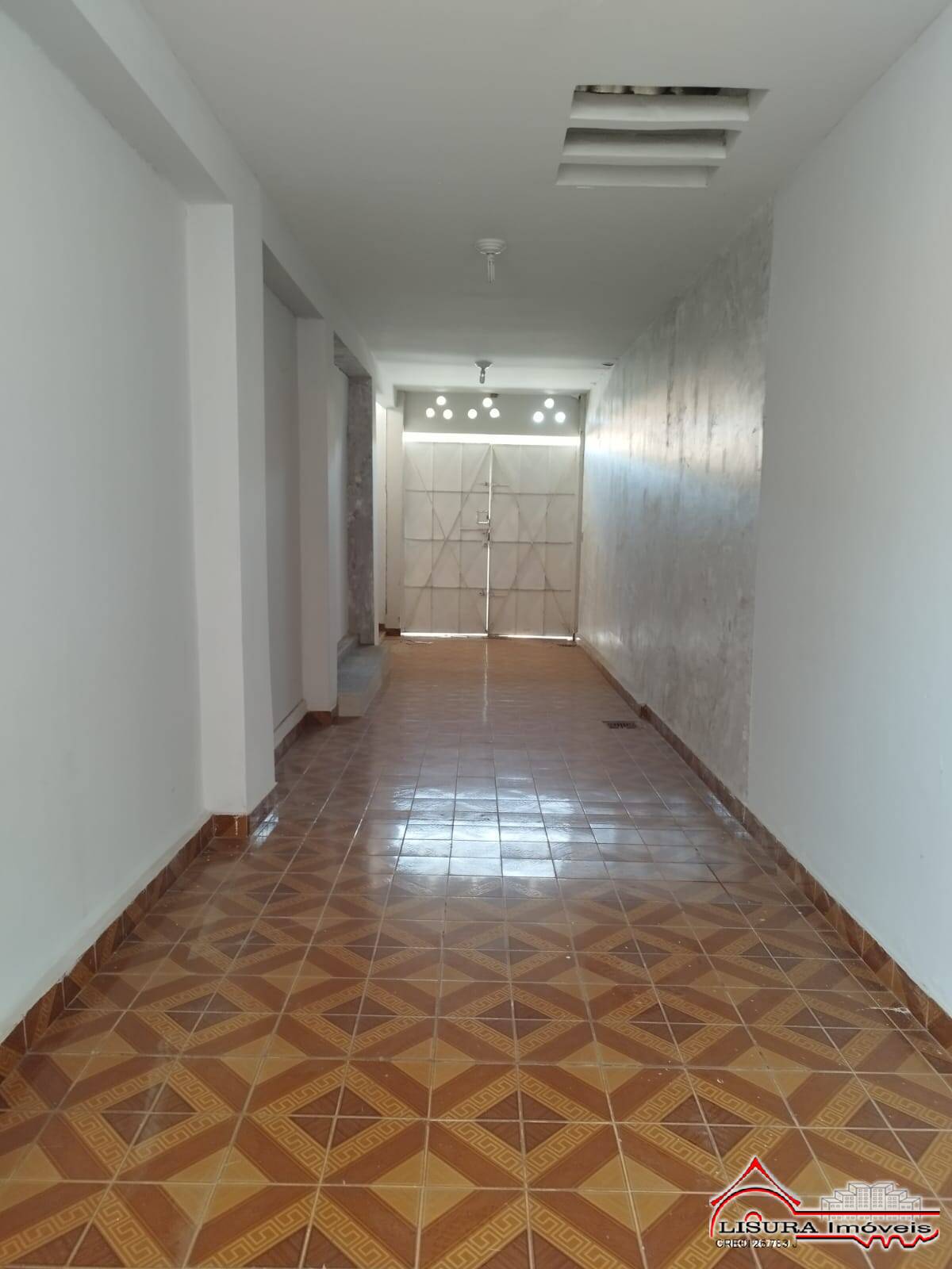 Casa para alugar com 3 quartos, 185m² - Foto 17