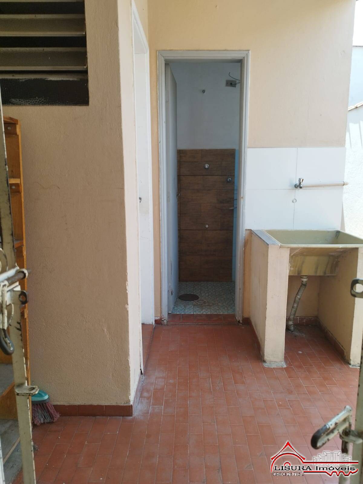 Casa para alugar com 3 quartos, 185m² - Foto 31