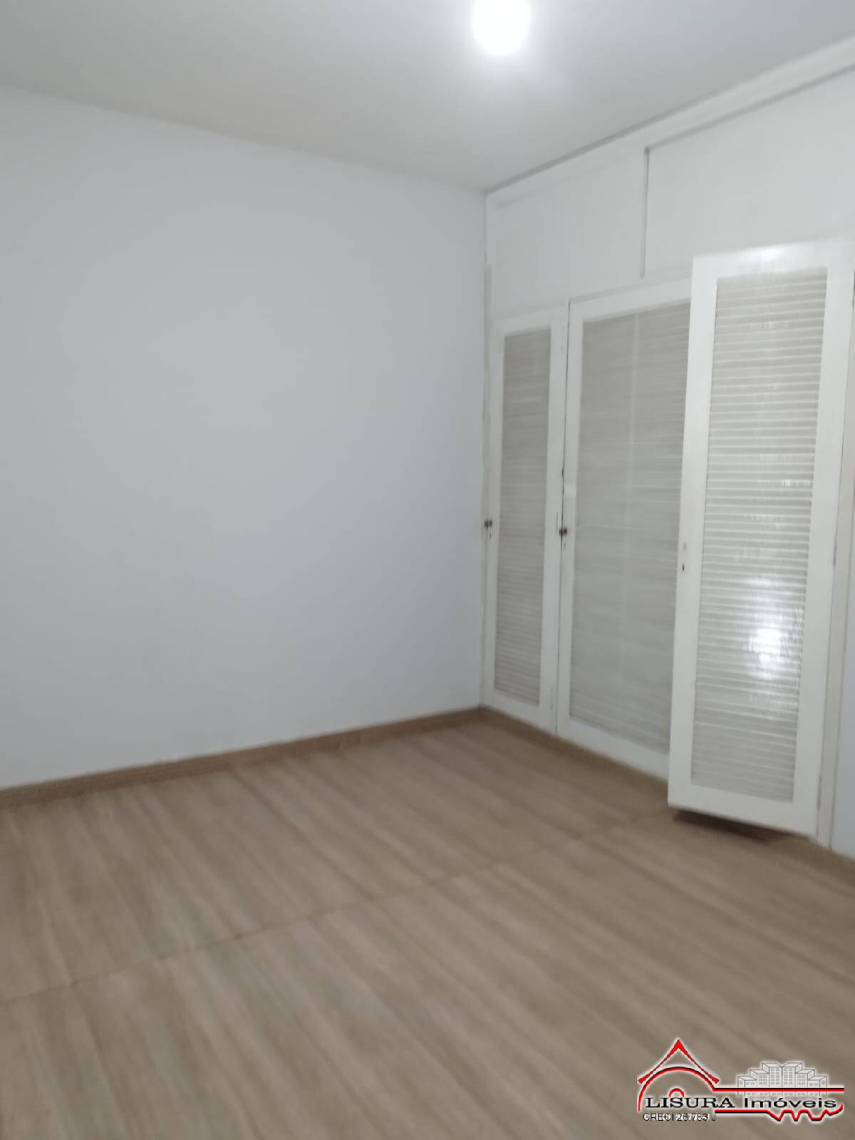 Casa para alugar com 3 quartos, 185m² - Foto 21