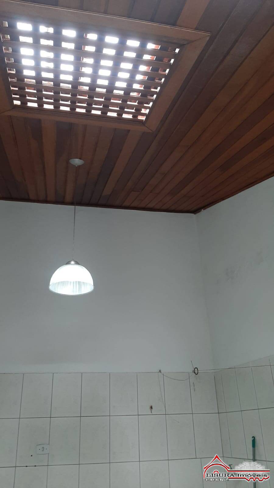 Casa à venda com 2 quartos, 109m² - Foto 11