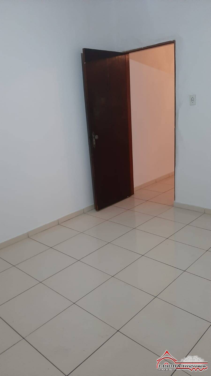 Casa à venda com 2 quartos, 109m² - Foto 10