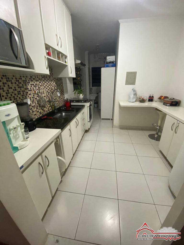 Apartamento à venda com 3 quartos, 88m² - Foto 4