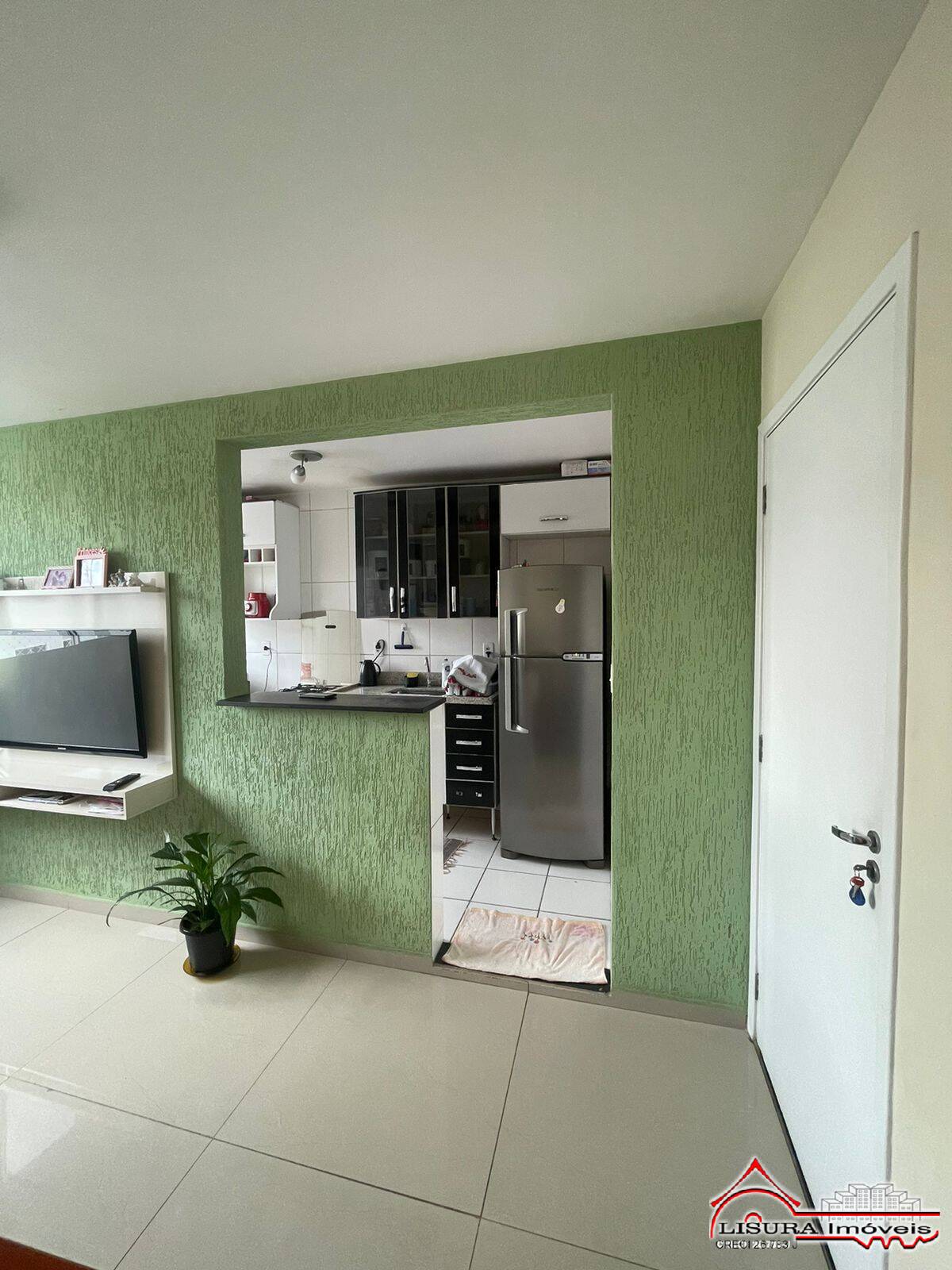 Apartamento à venda com 2 quartos, 47m² - Foto 2