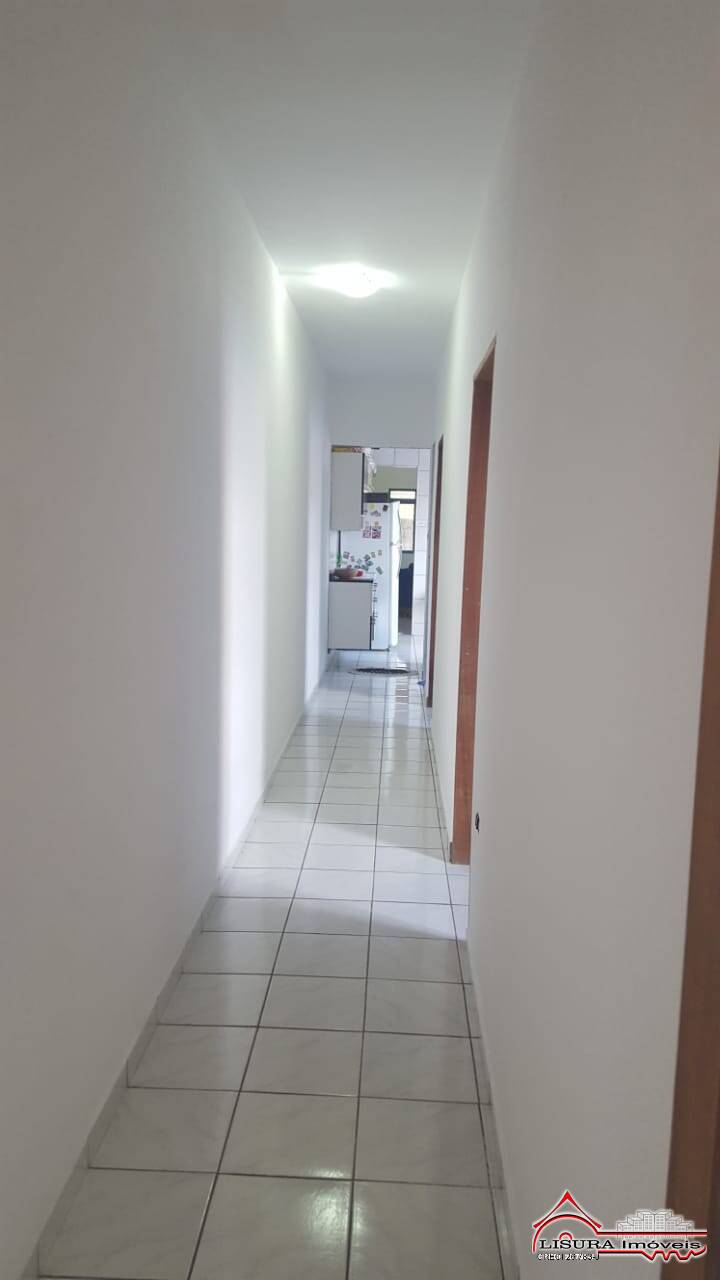 Casa à venda com 2 quartos, 155m² - Foto 4