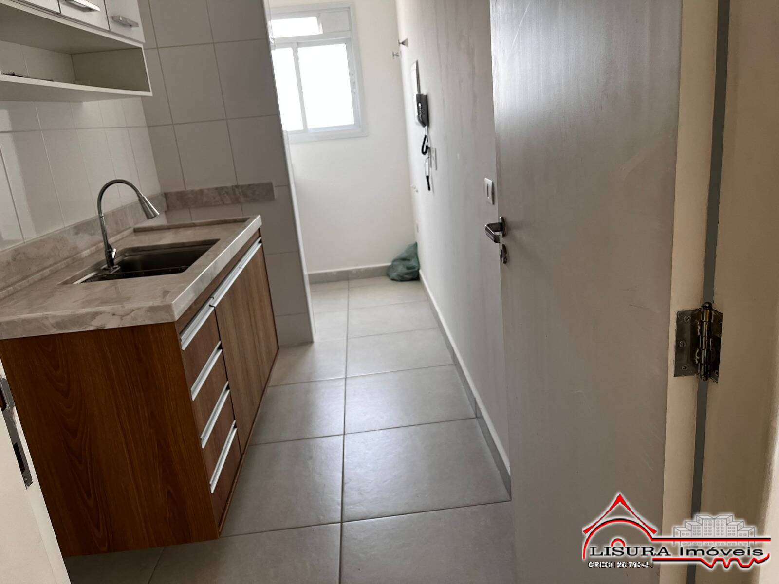 Apartamento para alugar com 2 quartos, 62m² - Foto 4