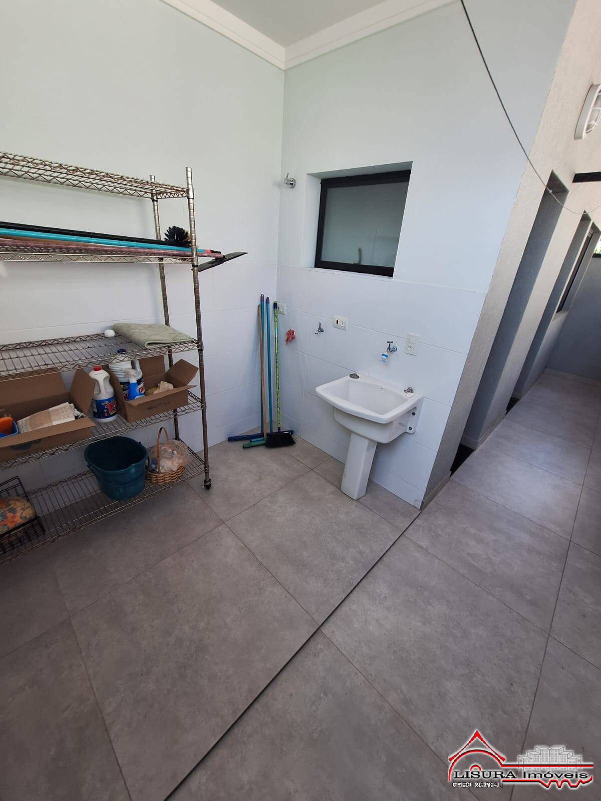 Casa de Condomínio para alugar com 3 quartos, 380m² - Foto 24