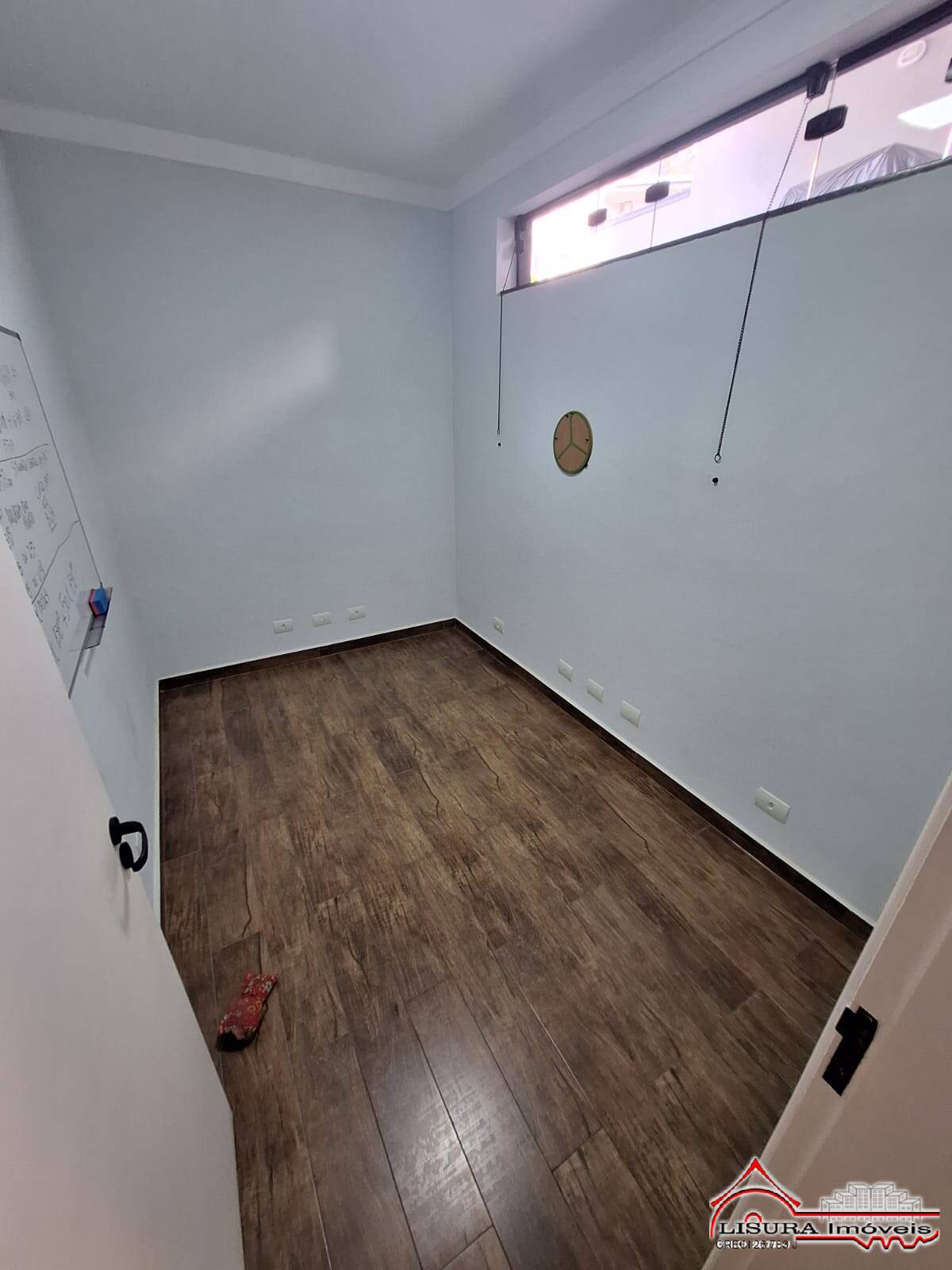 Casa de Condomínio para alugar com 3 quartos, 380m² - Foto 13