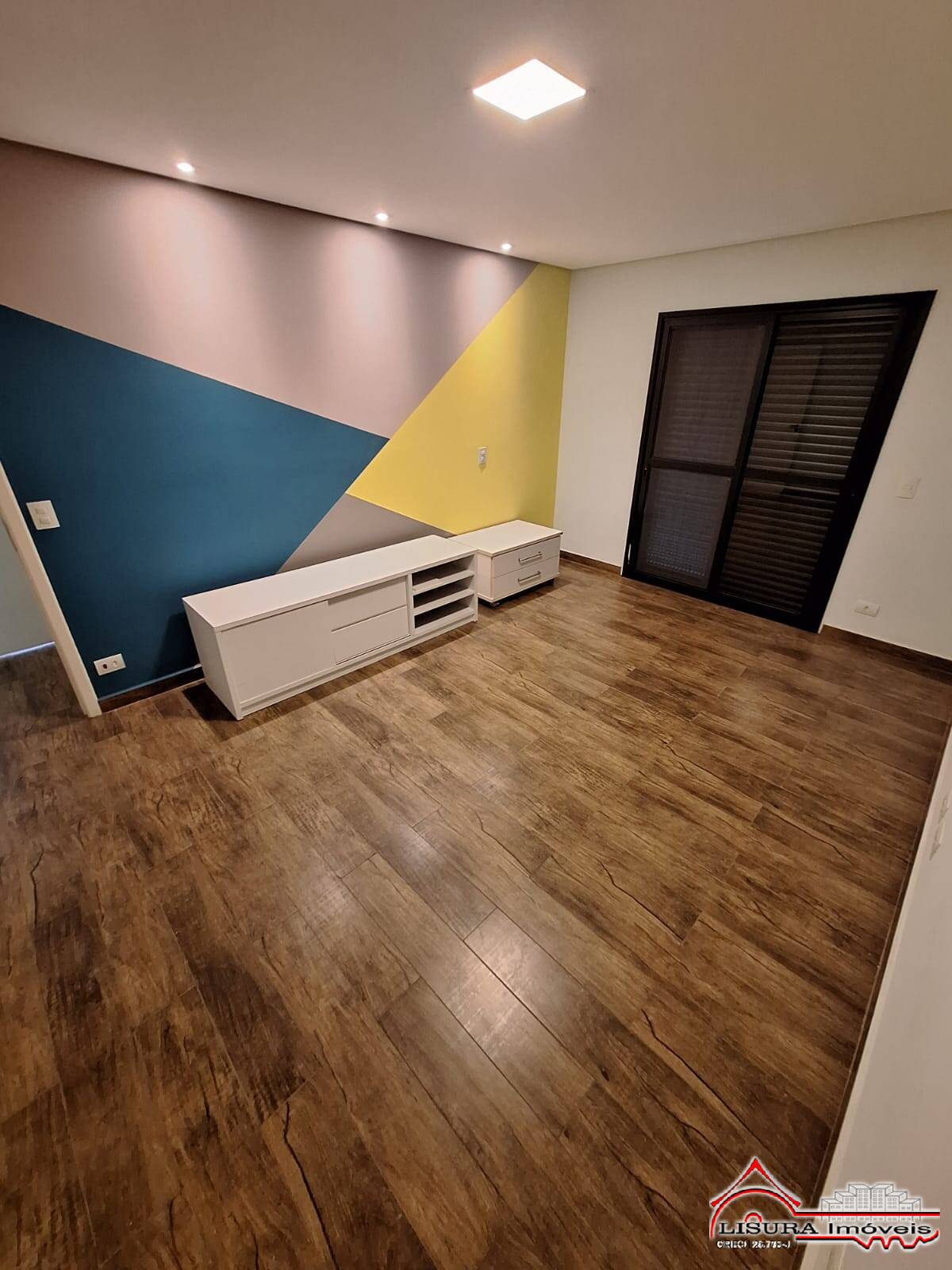 Casa de Condomínio para alugar com 3 quartos, 380m² - Foto 30