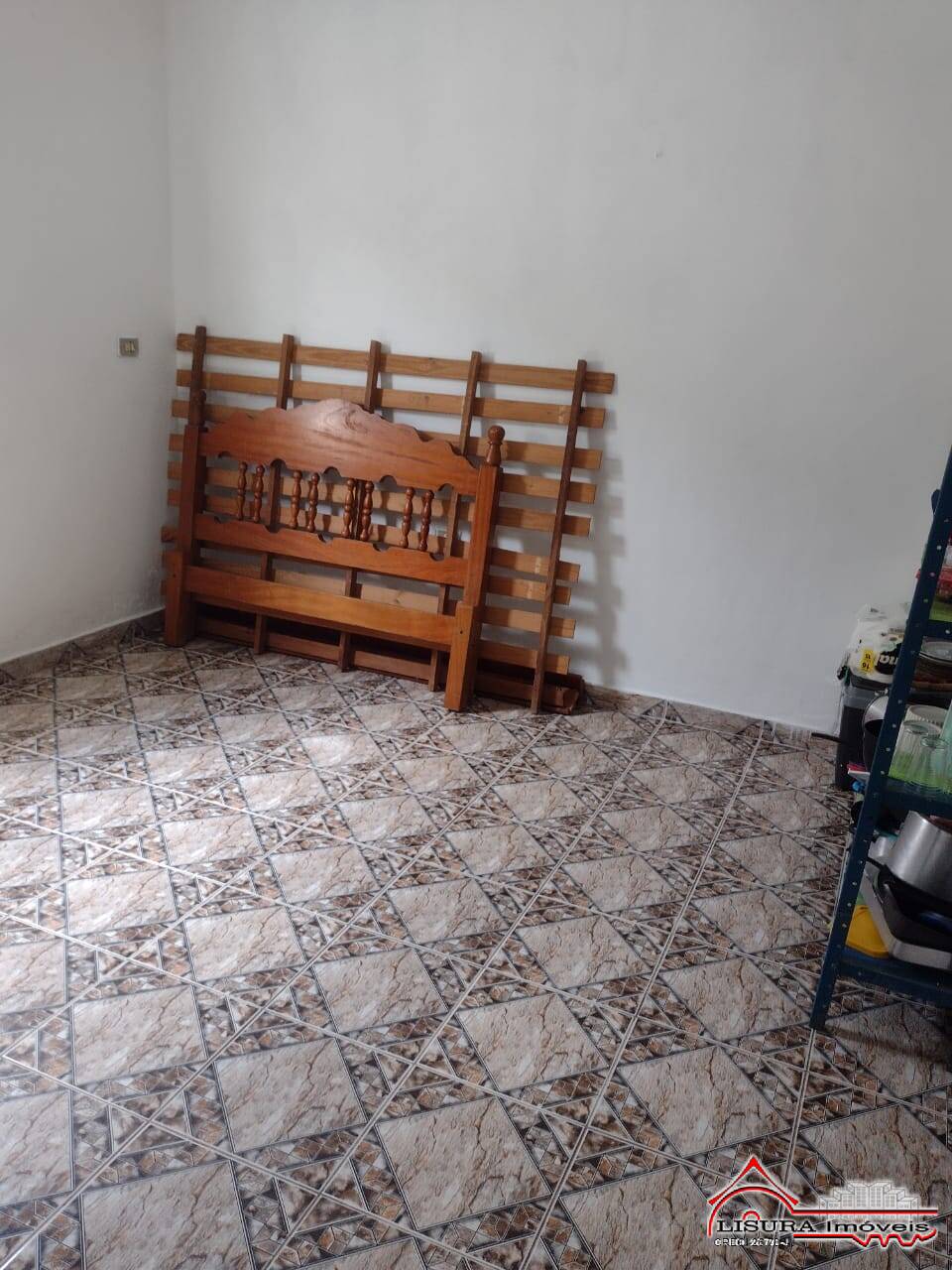 Casa à venda com 2 quartos, 75m² - Foto 12