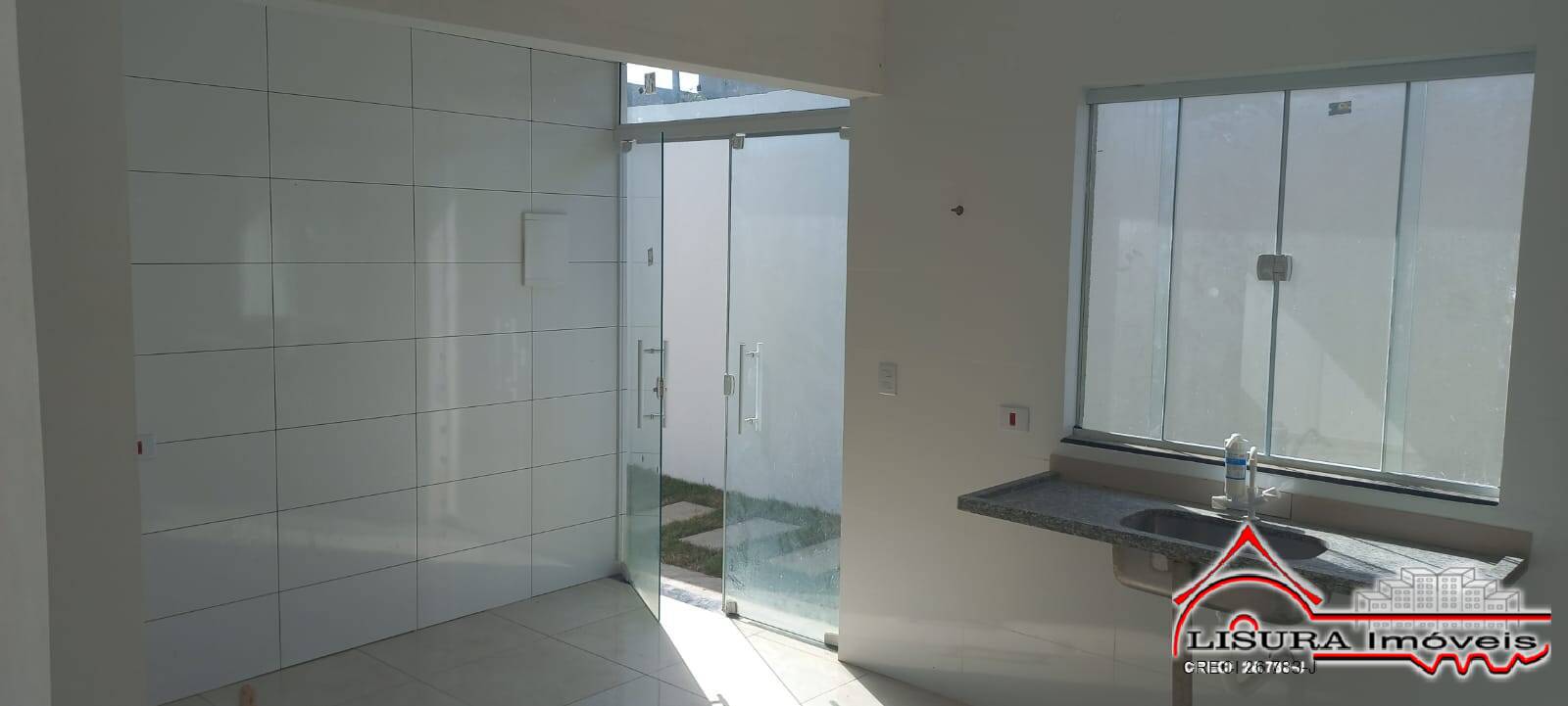 Casa à venda com 3 quartos, 225m² - Foto 9