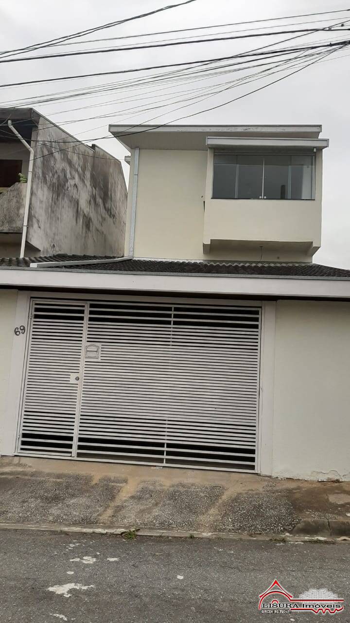 Casa à venda com 3 quartos, 130m² - Foto 2