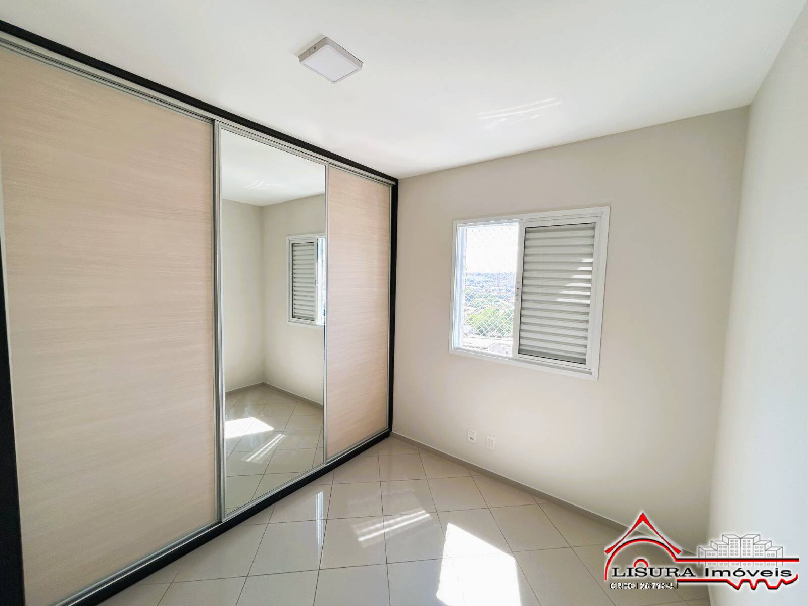 Apartamento à venda com 3 quartos, 92m² - Foto 7