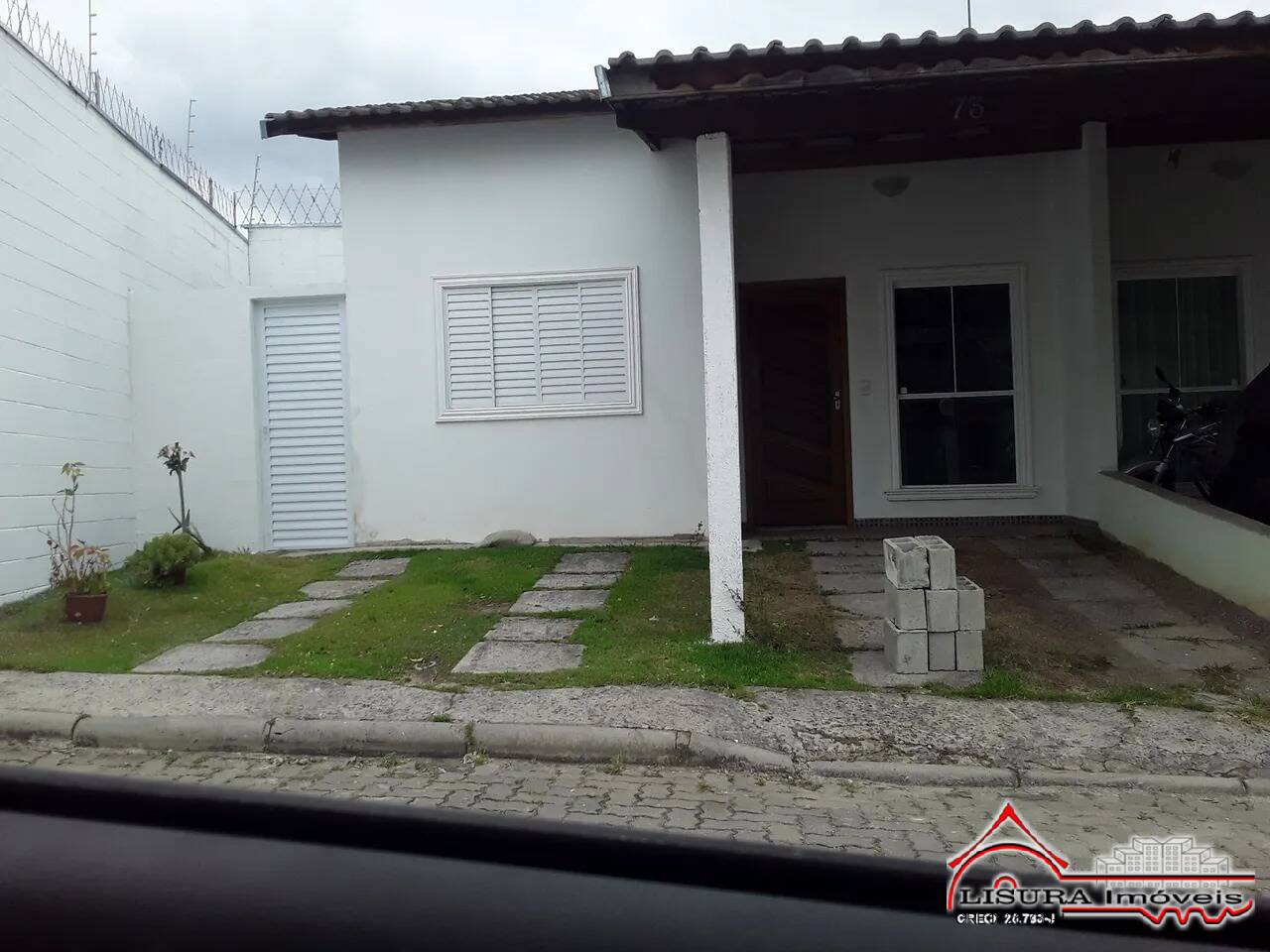 Casa de Condomínio à venda com 2 quartos, 80m² - Foto 1