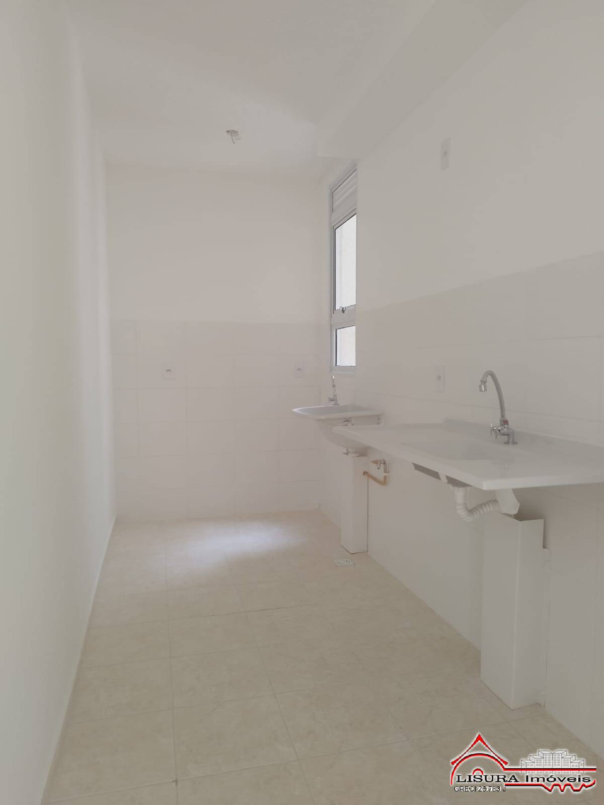 Apartamento à venda com 2 quartos, 44m² - Foto 10