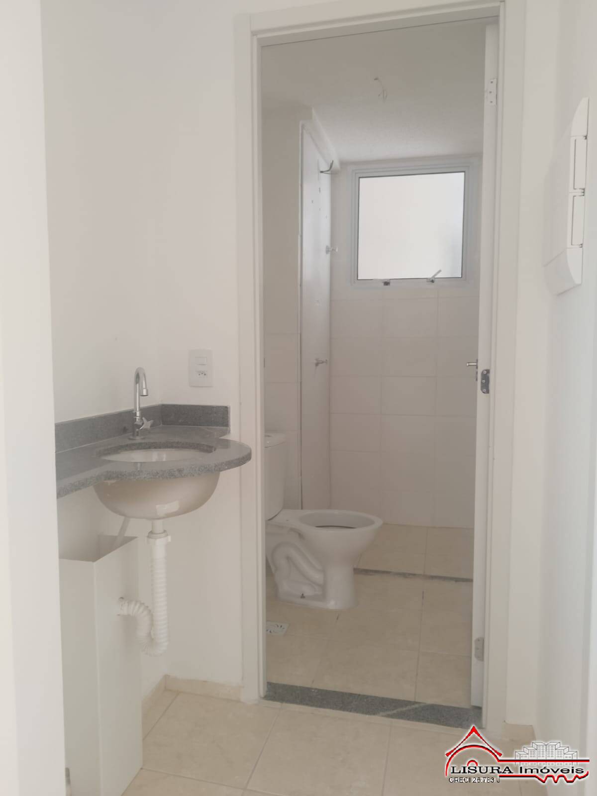 Apartamento à venda com 2 quartos, 44m² - Foto 9