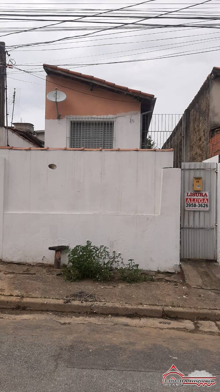 Casa para alugar com 1 quarto, 150m² - Foto 1