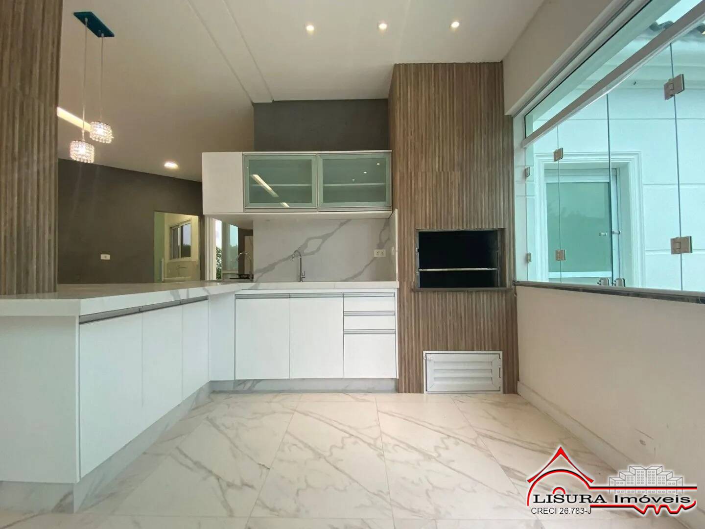 Casa de Condomínio para alugar com 5 quartos, 400m² - Foto 14