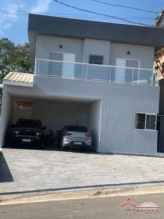 Casa de Condomínio à venda com 3 quartos, 237m² - Foto 1