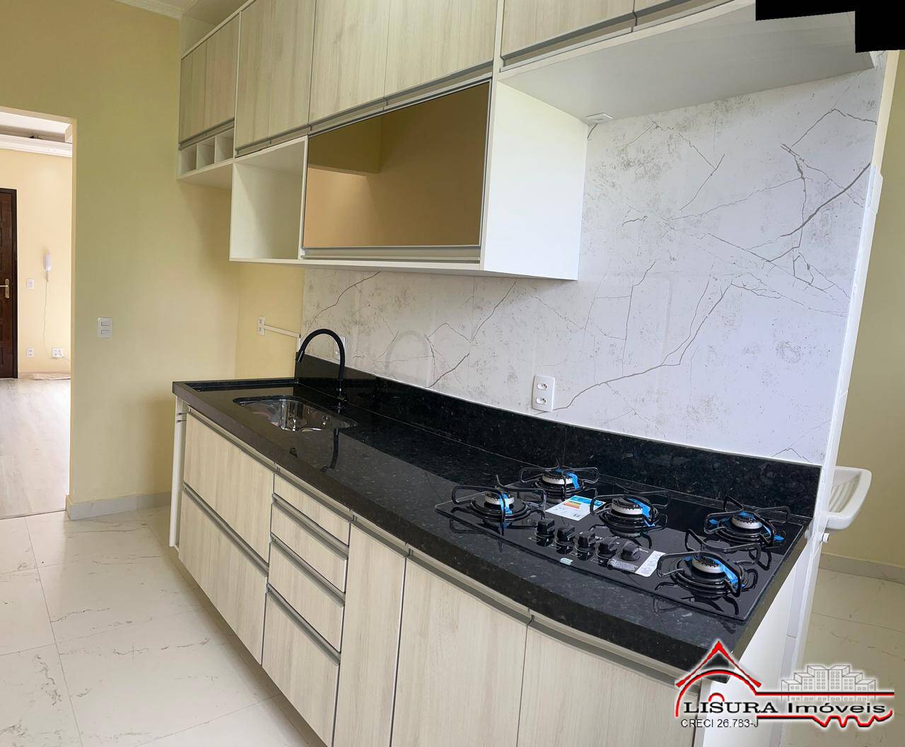 Apartamento à venda com 2 quartos, 58m² - Foto 3