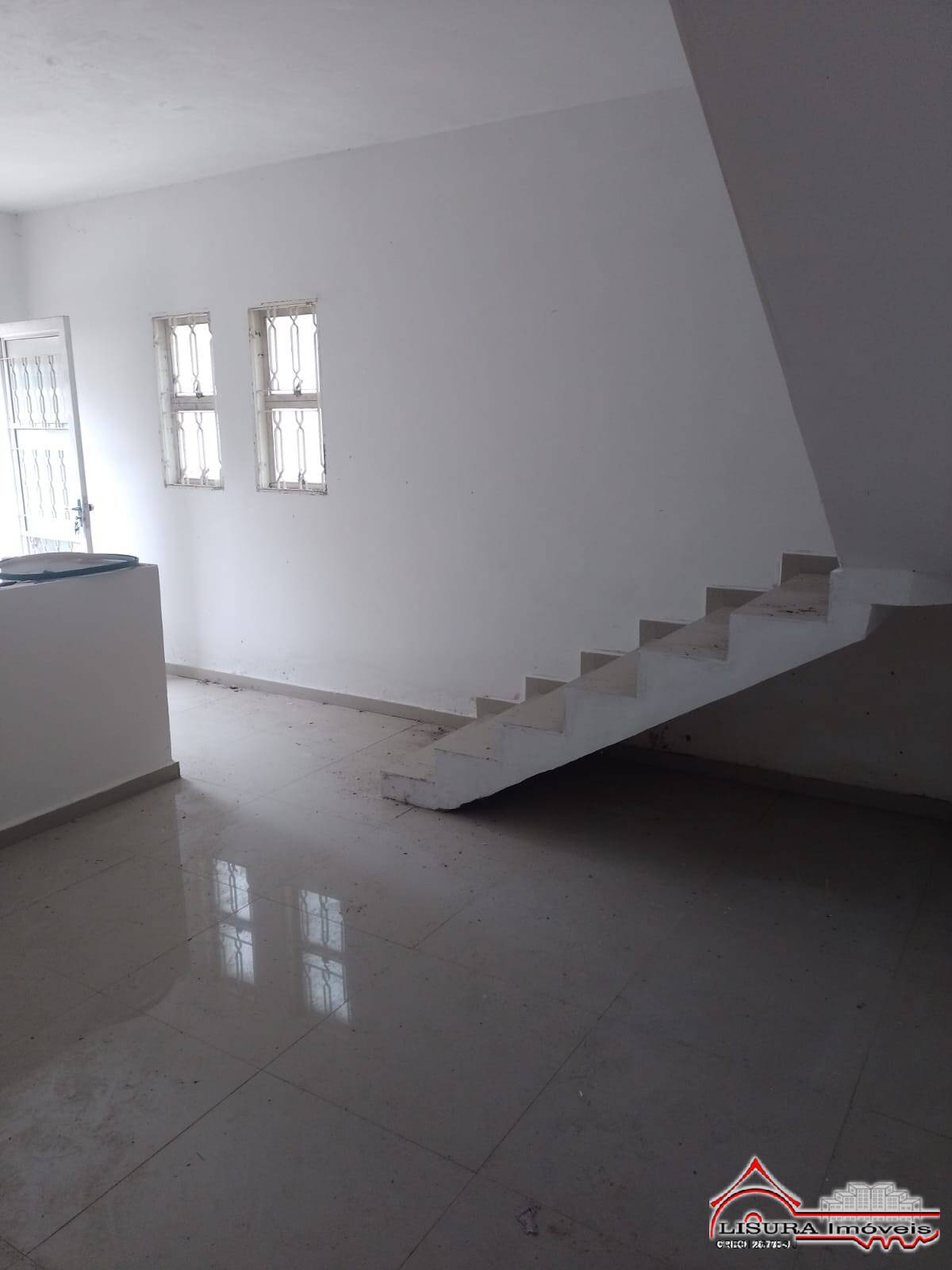 Casa à venda com 3 quartos, 175m² - Foto 9