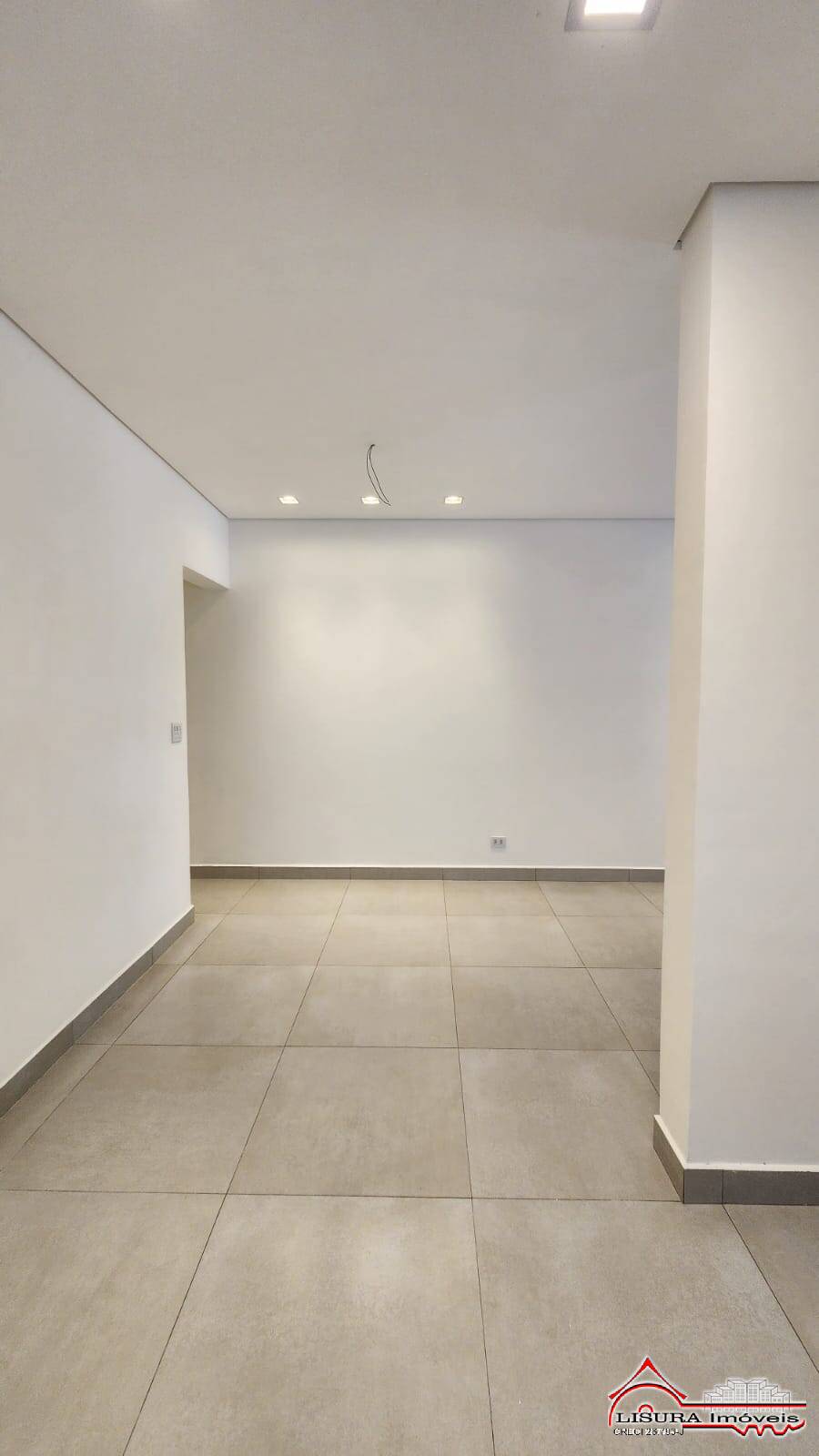 Casa à venda com 3 quartos, 120m² - Foto 25