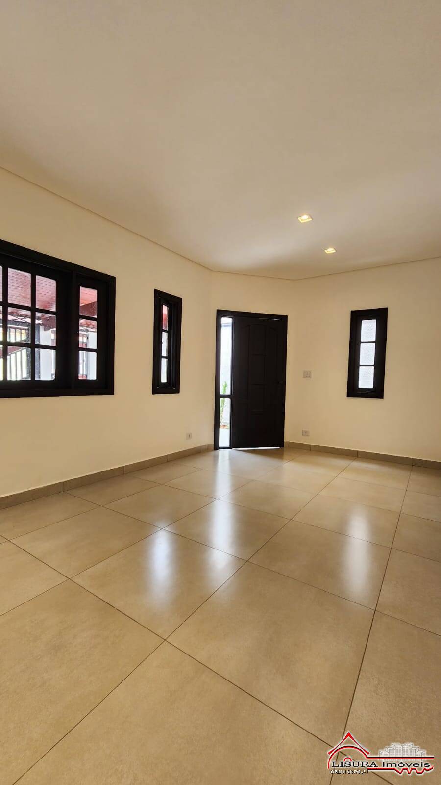 Casa à venda com 3 quartos, 120m² - Foto 15