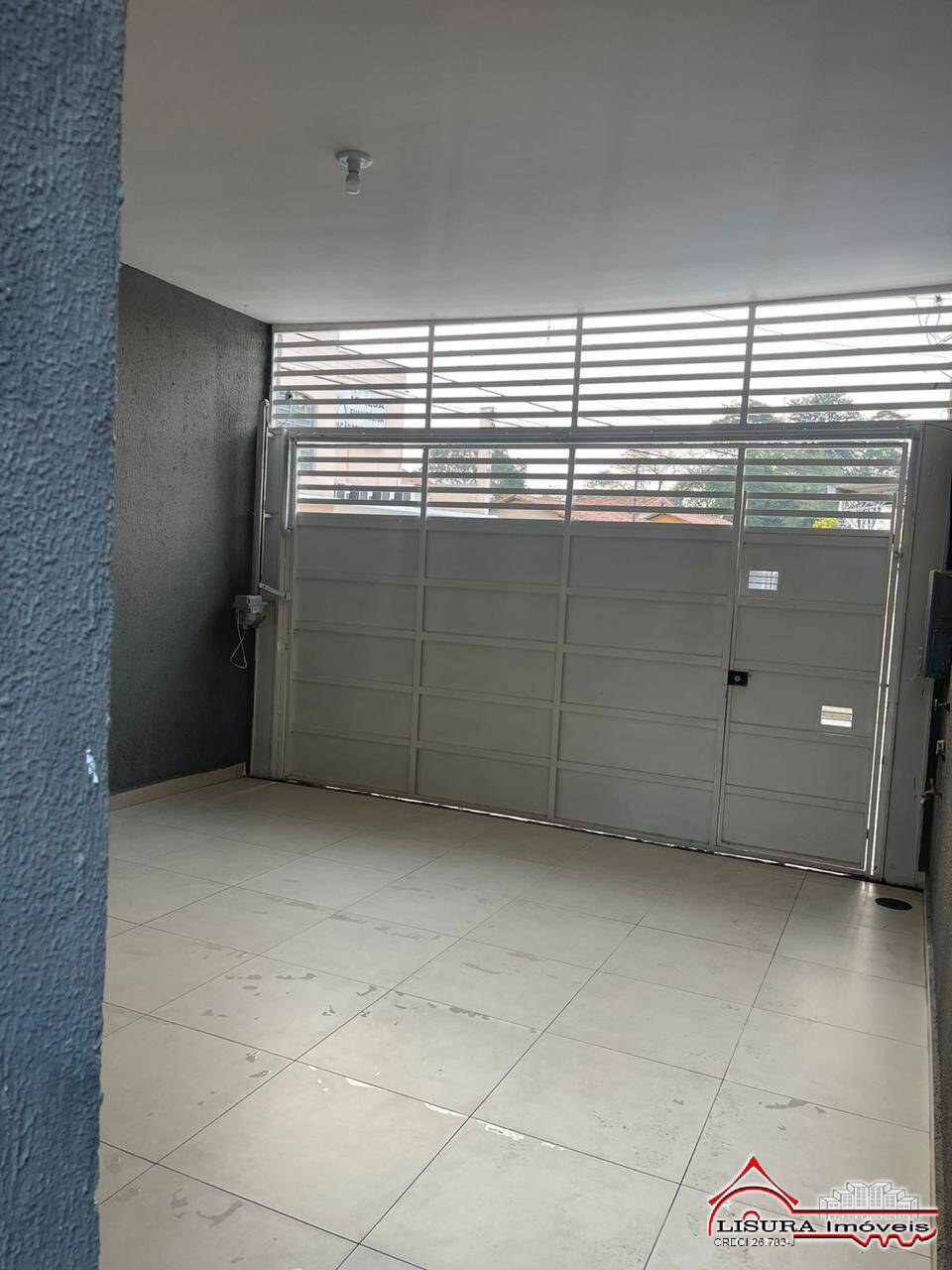 Casa para alugar com 3 quartos, 90m² - Foto 1