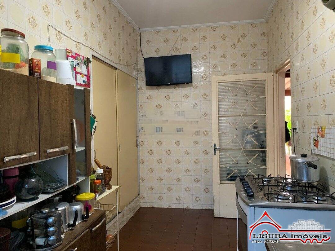 Casa à venda com 3 quartos, 247m² - Foto 15