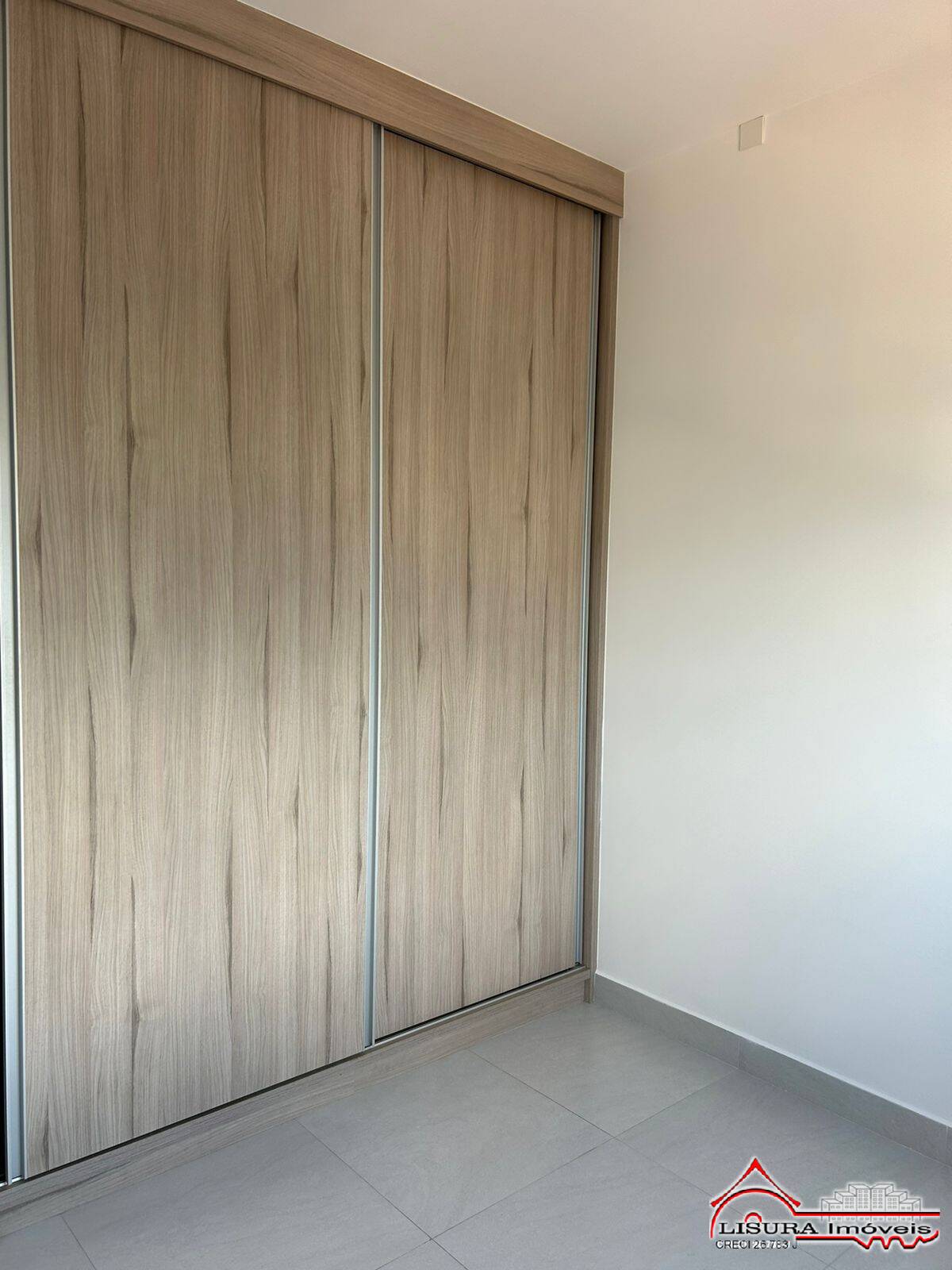 Apartamento à venda com 2 quartos, 61m² - Foto 11