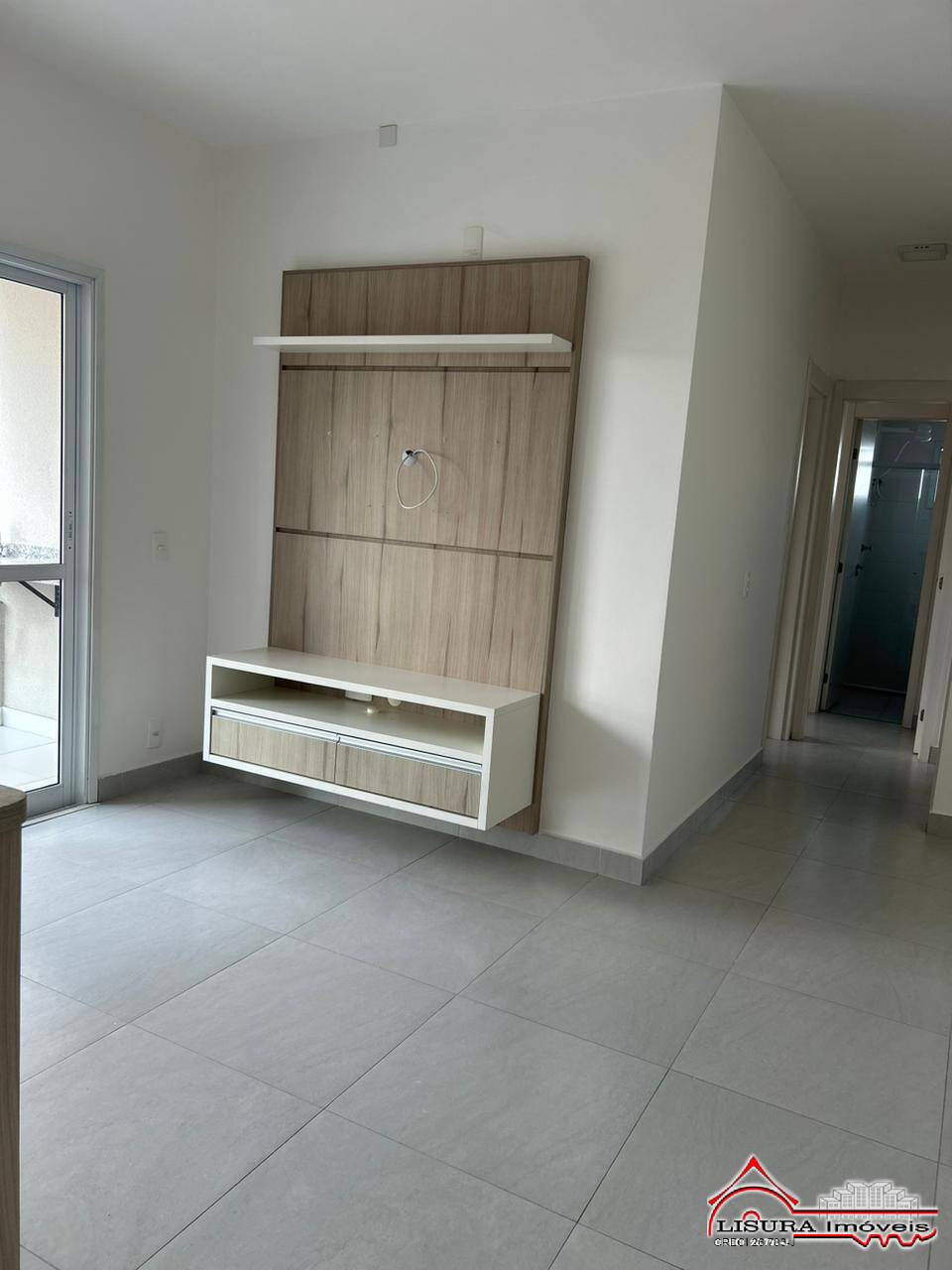 Apartamento à venda com 2 quartos, 61m² - Foto 2