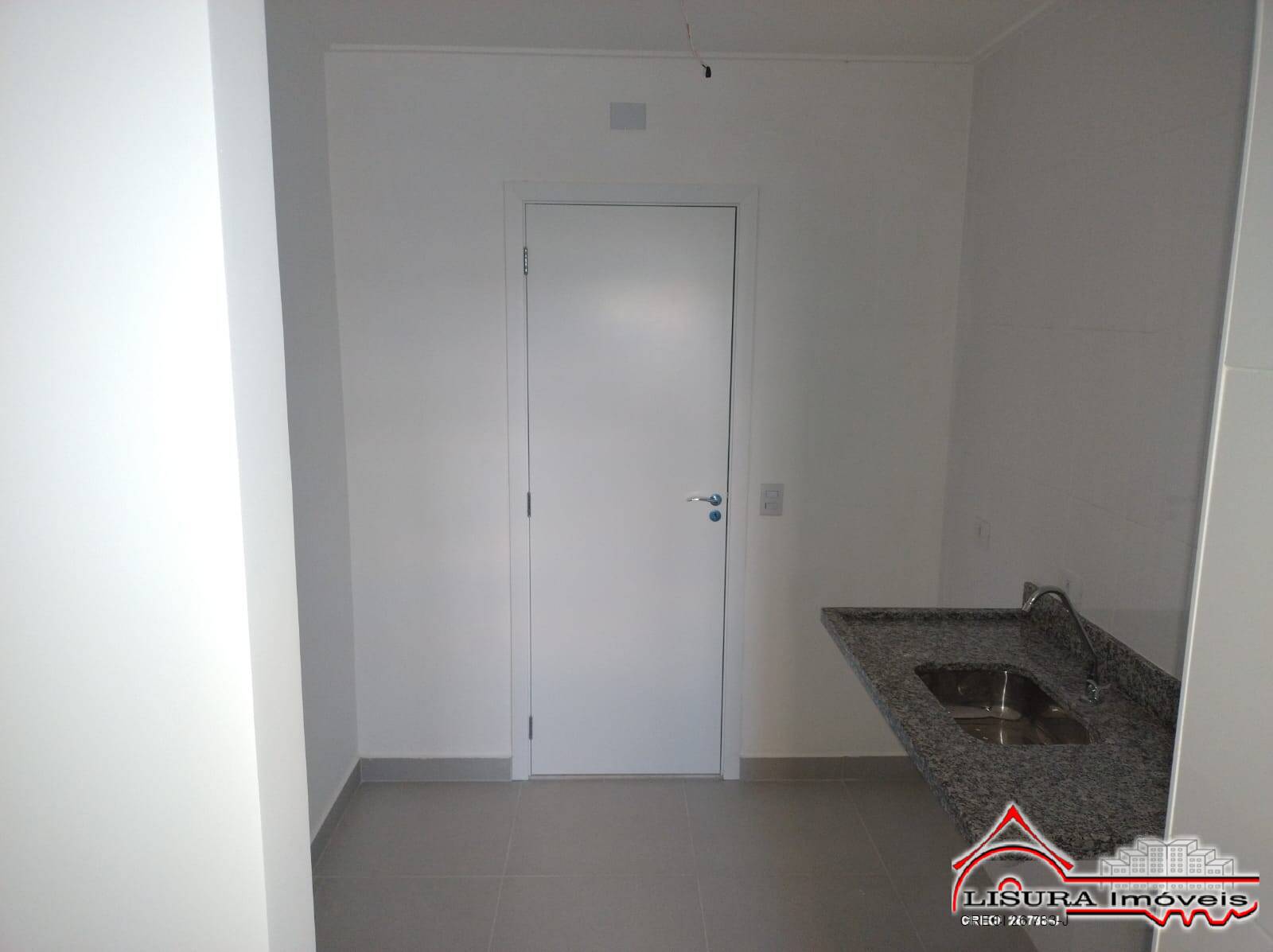 Apartamento à venda com 3 quartos, 83m² - Foto 9