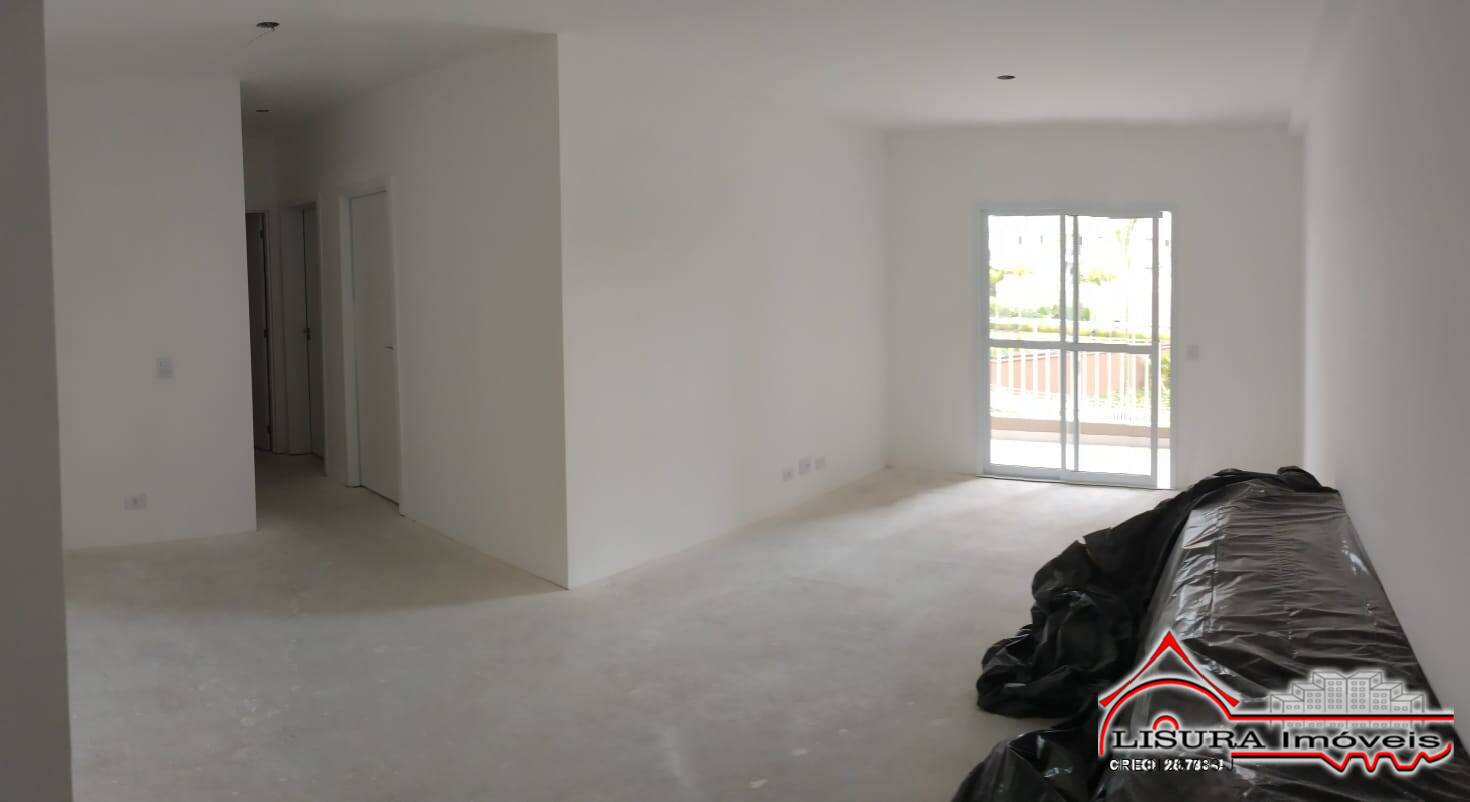 Apartamento à venda com 3 quartos, 83m² - Foto 1