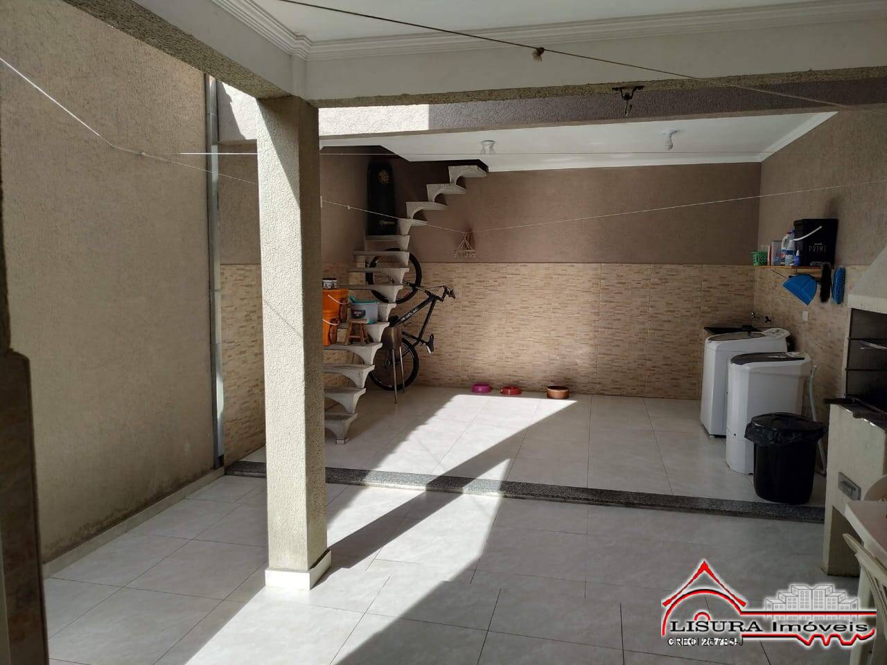 Casa à venda com 3 quartos, 200m² - Foto 32