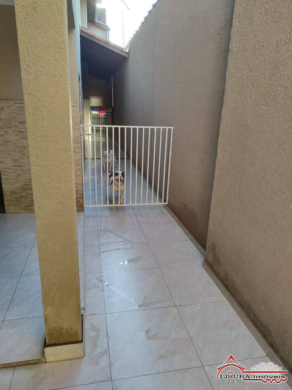 Casa à venda com 3 quartos, 200m² - Foto 58