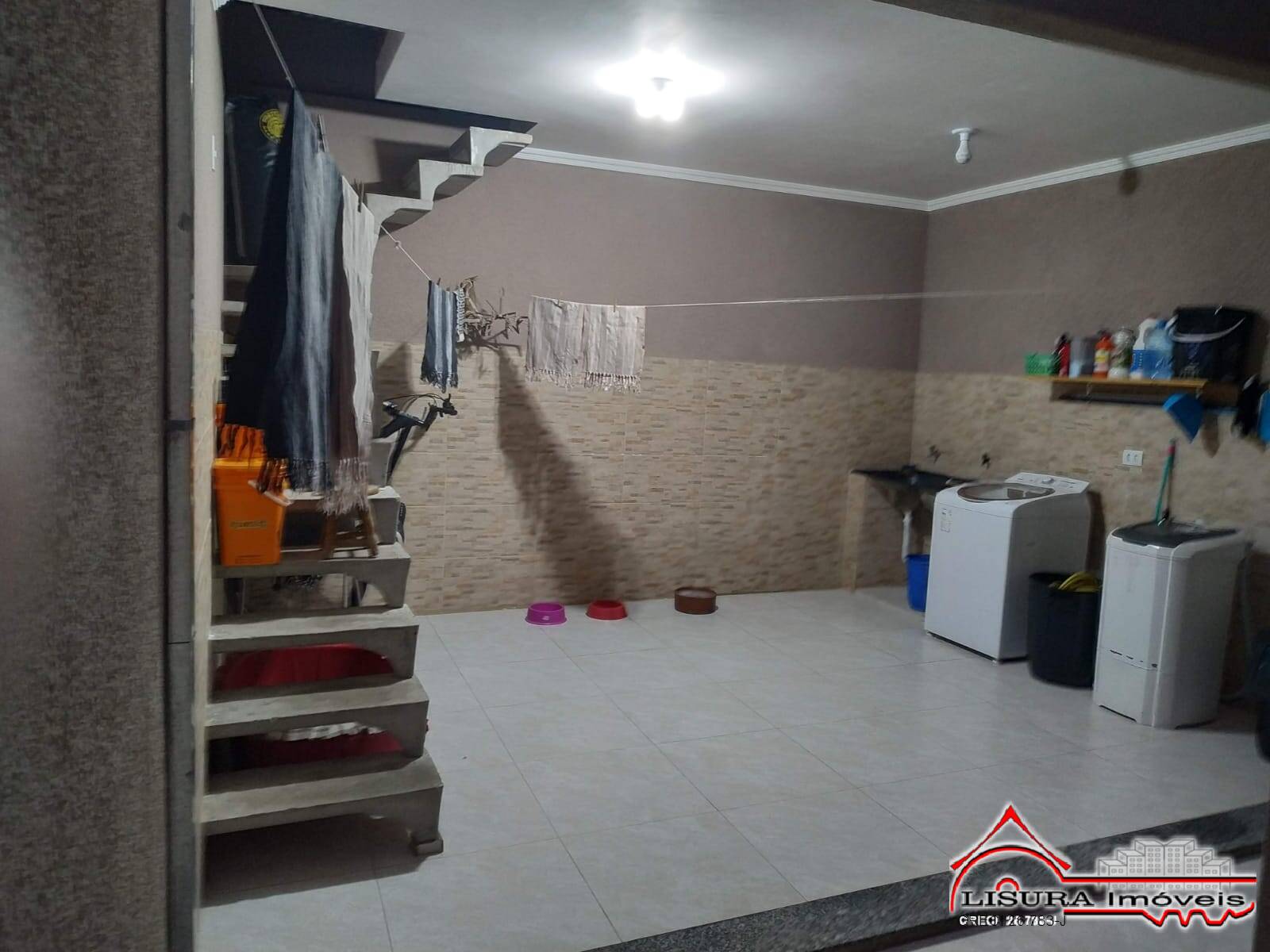 Casa à venda com 3 quartos, 200m² - Foto 49