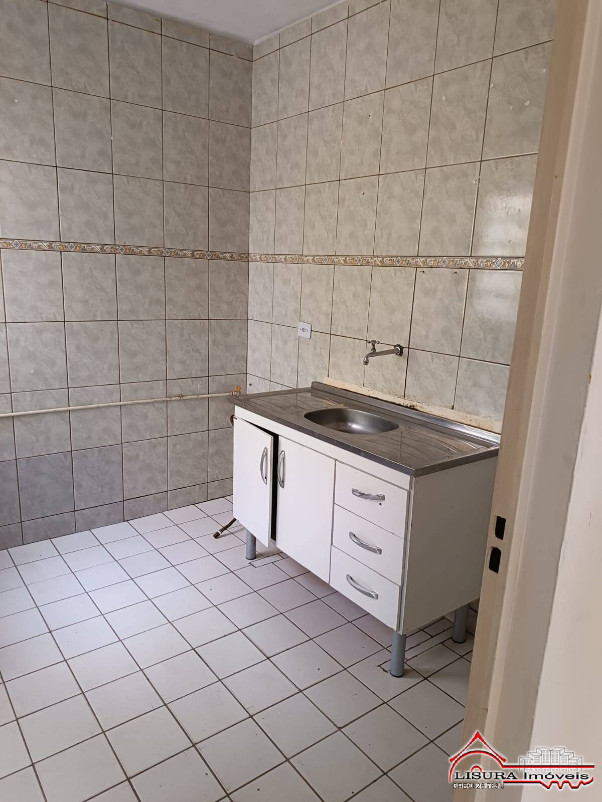 Apartamento para alugar com 2 quartos, 50m² - Foto 2