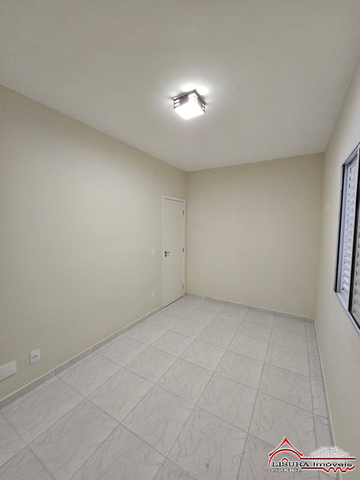 Apartamento à venda com 2 quartos, 50m² - Foto 11