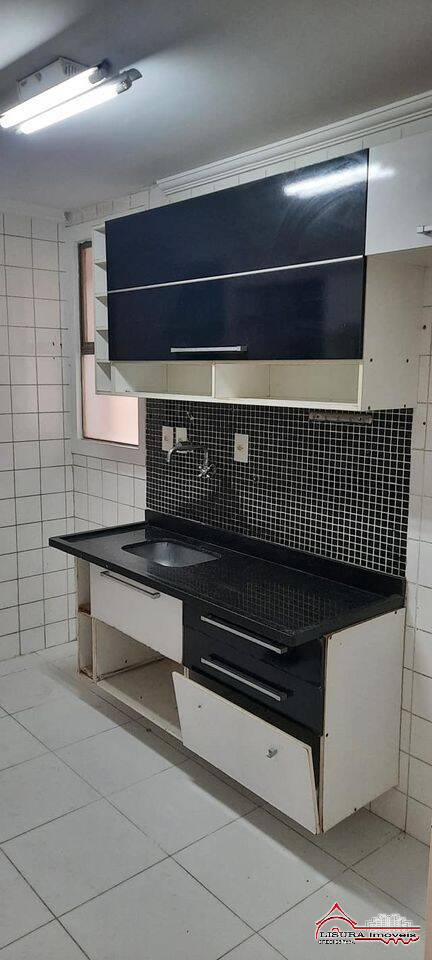 Apartamento à venda com 3 quartos, 72m² - Foto 3