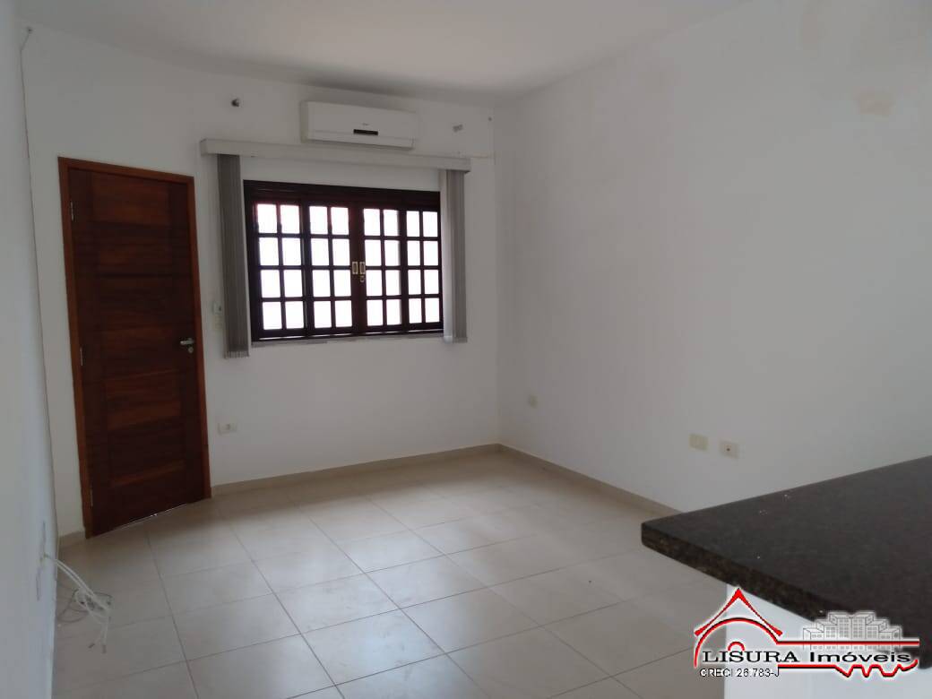 Casa à venda com 3 quartos, 90m² - Foto 4